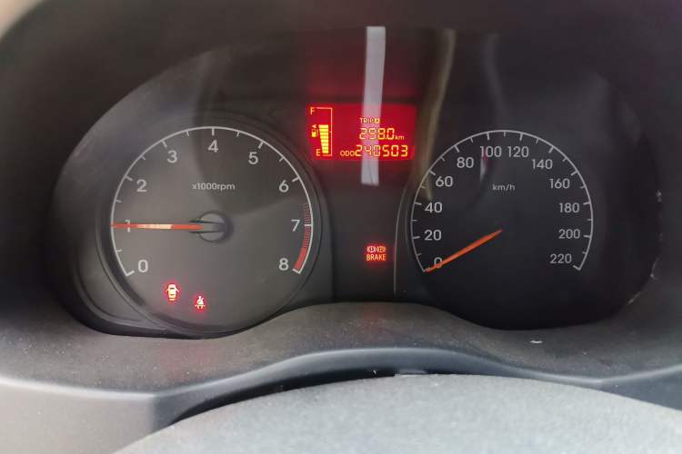 Used Hyundai Verna (older generation) 2014 1.4L Manual Smart GLS Trim Instrument Cluster