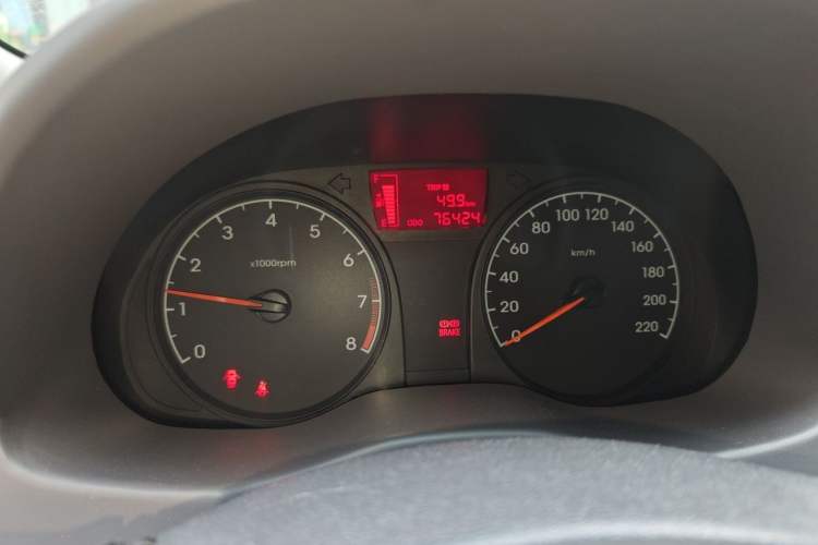 Used Hyundai Verna (older generation) 2014 1.4L Manual Smart GLS Trim Instrument Cluster