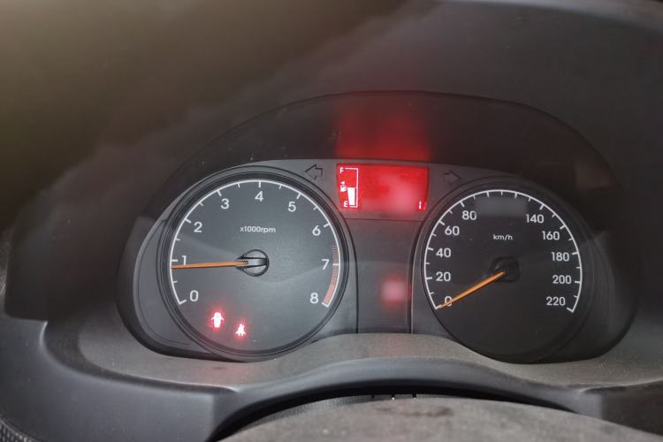 Used Hyundai Verna (older generation) 2014 1.4L Manual Smart GLS Trim Instrument Cluster