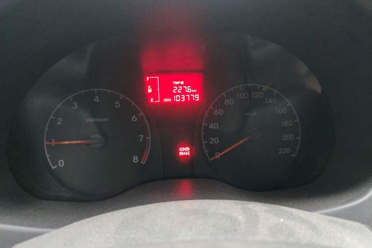 Used Hyundai Verna (older generation) 2014 1.4L Manual Smart GLS Trim Instrument Cluster