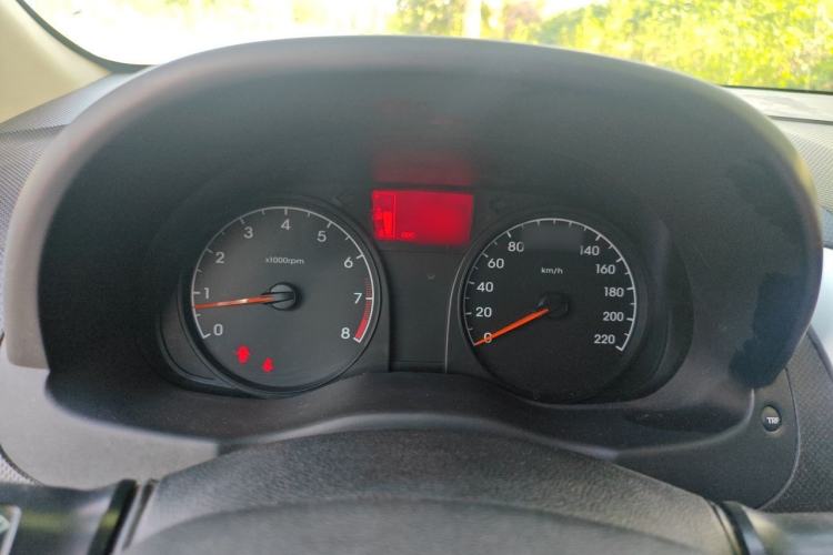 Used Hyundai Verna (older generation) 2014 1.4L Manual Smart GLS Trim Instrument Cluster
