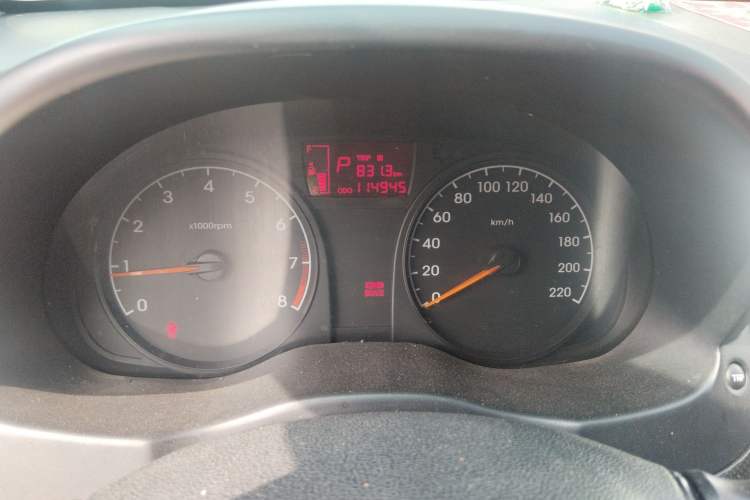 Used Hyundai Verna (older generation) 2014 1.4L Automatic Smart GLS Instrument Cluster