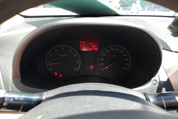 Used Hyundai Verna (older generation) 2014 1.4L Manual Smart GLS Trim Instrument Cluster