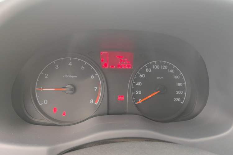 Used Hyundai Verna (older generation) 2014 1.4L Manual Smart GLS Trim Instrument Cluster