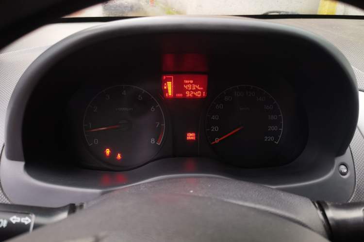 Used Hyundai Verna (older generation) 2014 1.4L Manual Smart GLS Trim Instrument Cluster