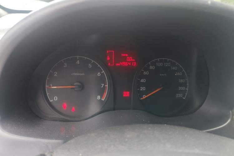 Used Hyundai Verna (older generation) 2014 1.4L Manual Smart GLS Trim Instrument Cluster