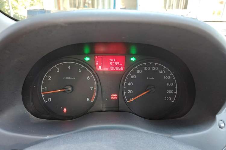 Used Hyundai Verna (older generation) 2014 1.4L Manual Fashion GS Model Instrument Cluster