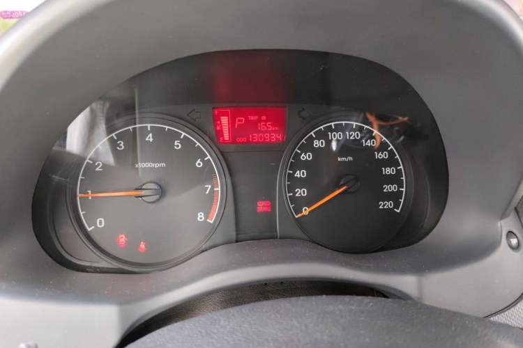 Used Hyundai Verna (older generation) 2014 1.4L Automatic Smart GLS Instrument Cluster