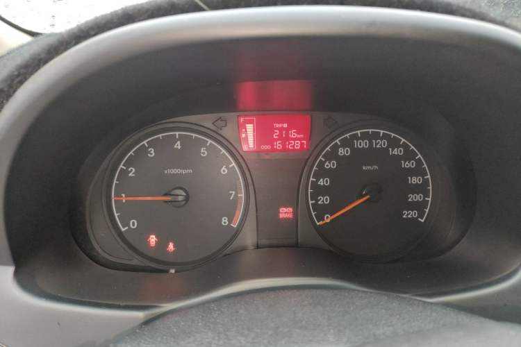 Used Hyundai Verna (older generation) 2014 1.4L Manual Smart GLS Trim Instrument Cluster