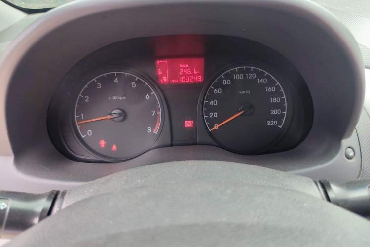 Used Hyundai Verna (older generation) 2014 1.4L Manual Smart GLS Trim Instrument Cluster