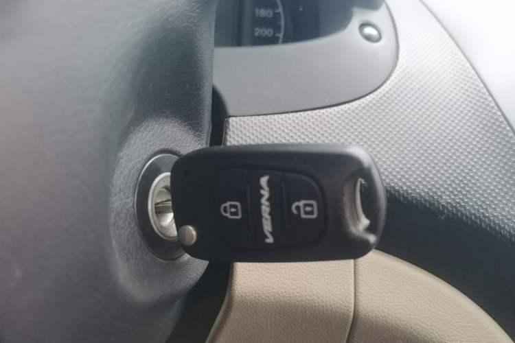 Used Hyundai Verna (older generation) 2014 1.4L Manual Smart GLS Trim Interior 1