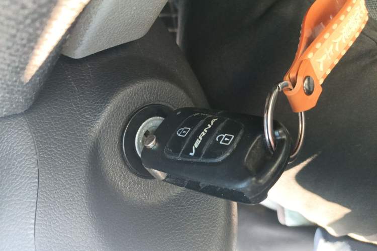 Used Hyundai Verna (older generation) 2014 1.4L Manual Smart GLS Trim Interior 1