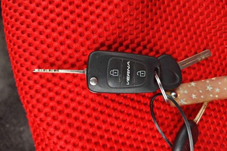 Used Hyundai Verna (older generation) 2014 1.4L Automatic Smart GLS Interior 1
