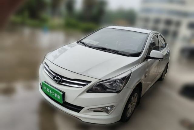 Used Hyundai Verna (older generation) 2014 1.4L Manual Smart GLS Trim