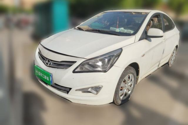 Used Hyundai Verna (older generation) 2014 1.4L Manual Smart GLS Trim
