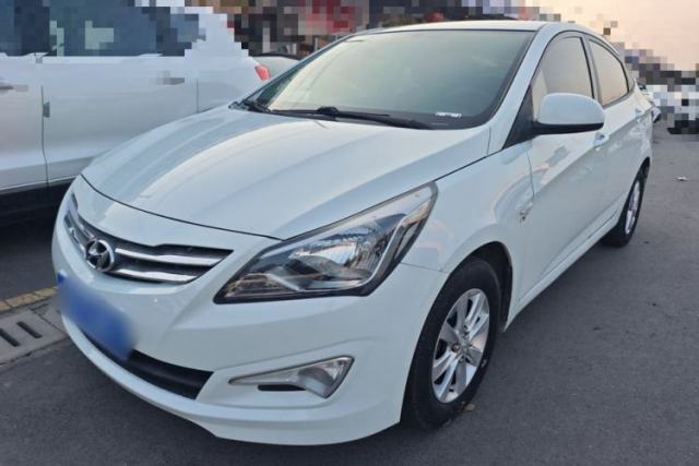 Used Hyundai Verna (older generation) 2014 1.4L Manual Smart GLS Trim