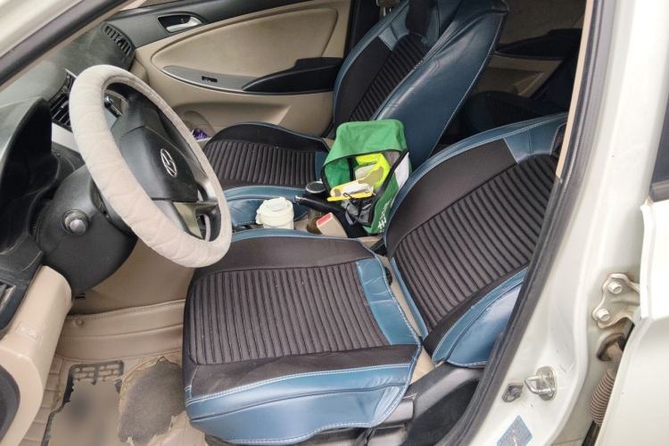 Used Hyundai Verna (older generation) 2014 1.4L Automatic Smart GLS Left Front Seat
