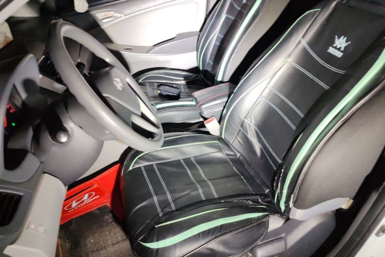 Used Hyundai Verna (older generation) 2014 1.4L Manual Smart GLS Trim Left Front Seat