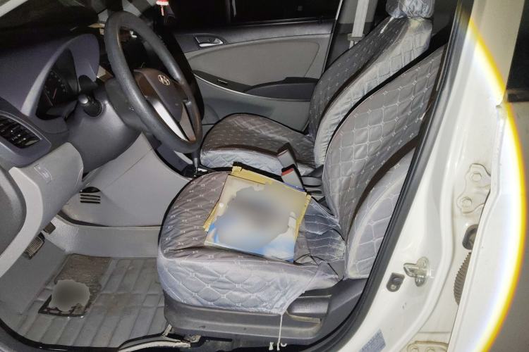 Used Hyundai Verna (older generation) 2014 1.4L Automatic Smart GLS Left Front Seat