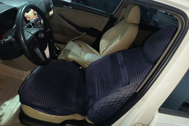 Used Hyundai Verna (older generation) 2014 1.4L Manual Smart GLS Trim Left Front Seat