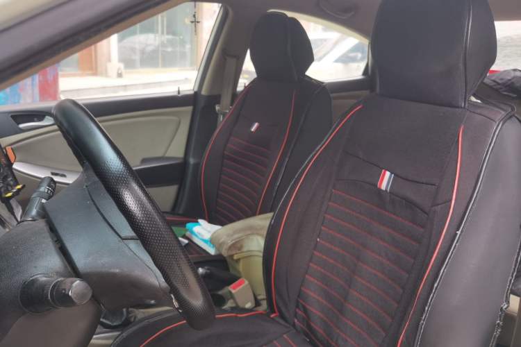 Used Hyundai Verna (older generation) 2014 1.4L Manual Smart GLS Trim Left Front Seat