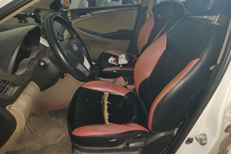 Used Hyundai Verna (older generation) 2014 1.4L Manual Smart GLS Trim Left Front Seat