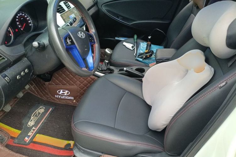 Used Hyundai Verna (older generation) 2014 1.4L Manual Smart GLS Trim Left Front Seat