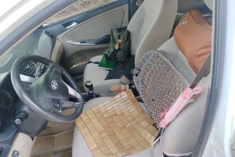 Used Hyundai Verna (older generation) 2014 1.4L Manual Top-Tier Model TOP Left Front Seat