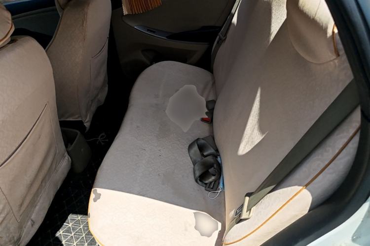 Used Hyundai Verna (older generation) 2014 1.4L Manual Smart GLS Trim Left Rear Seat