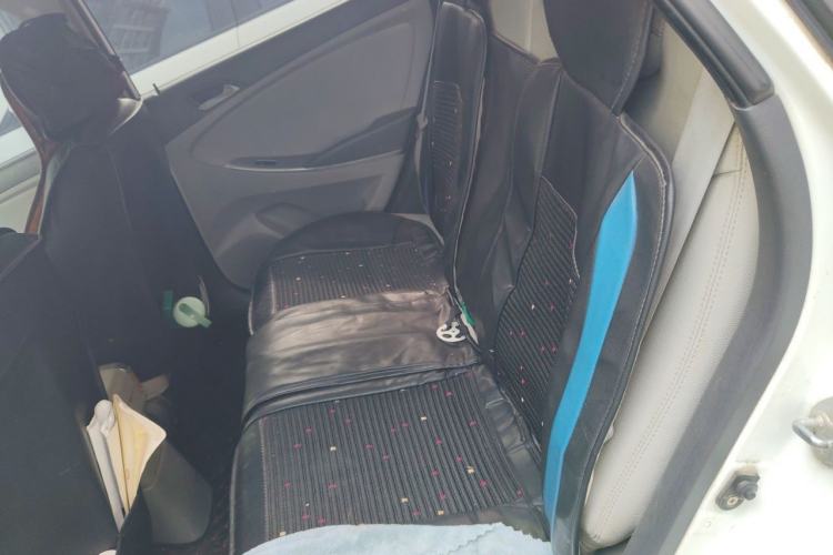 Used Hyundai Verna (older generation) 2014 1.4L Manual Smart GLS Trim Left Rear Seat