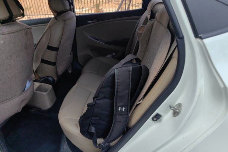 Used Hyundai Verna (older generation) 2014 1.4L Manual Smart GLS Trim Left Rear Seat
