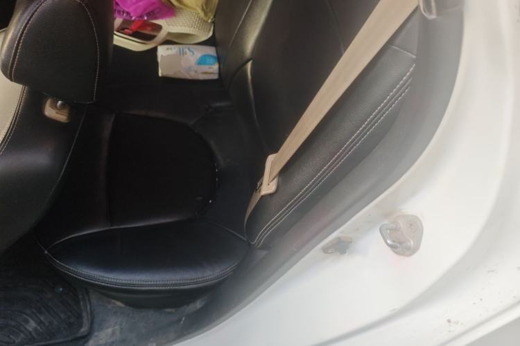 Used Hyundai Verna (older generation) 2014 1.4L Manual Smart GLS Trim Left Rear Seat