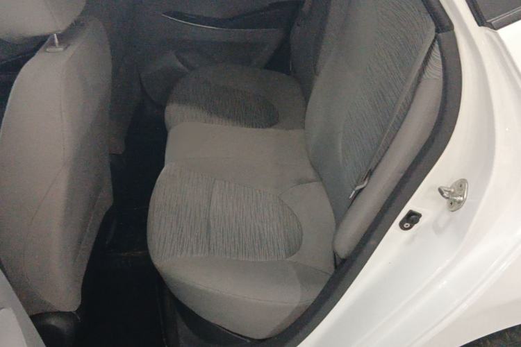 Used Hyundai Verna (older generation) 2014 1.4L Manual Smart GLS Trim Left Rear Seat