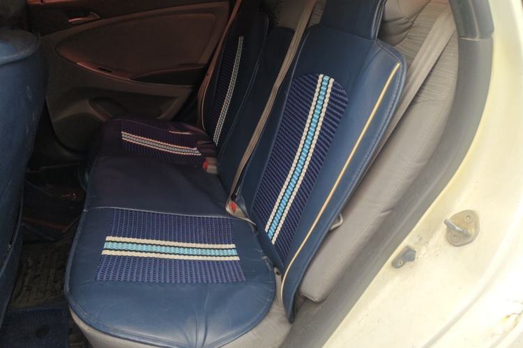 Used Hyundai Verna (older generation) 2014 1.4L Manual Smart GLS Trim Left Rear Seat
