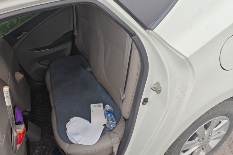 Used Hyundai Verna (older generation) 2014 1.4L Manual Smart GLS Trim Left Rear Seat
