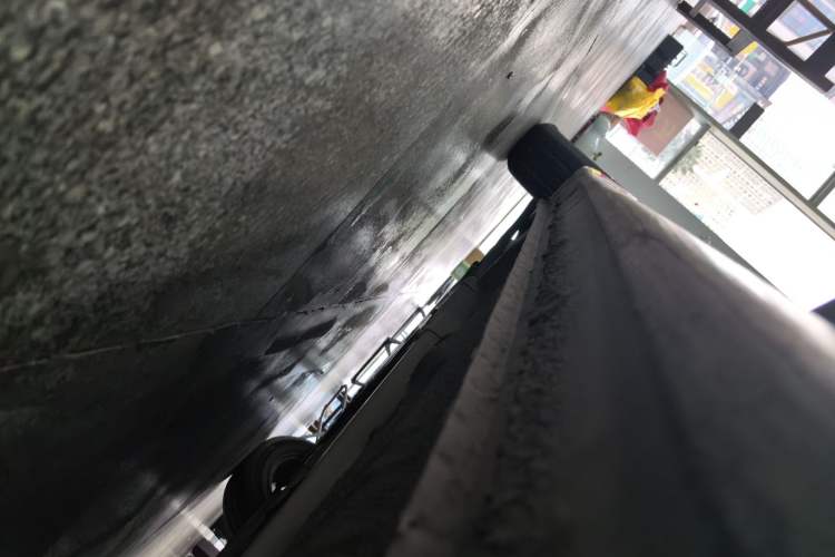 Used Hyundai Verna (older generation) 2014 1.4L Automatic Smart GLS Left Side Sill