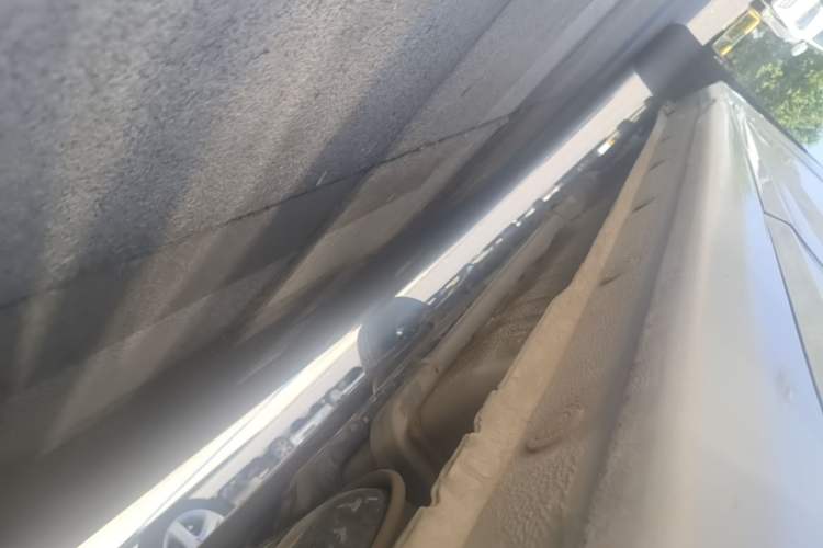 Used Hyundai Verna (older generation) 2014 1.4L Manual Smart GLS Trim Left Side Sill