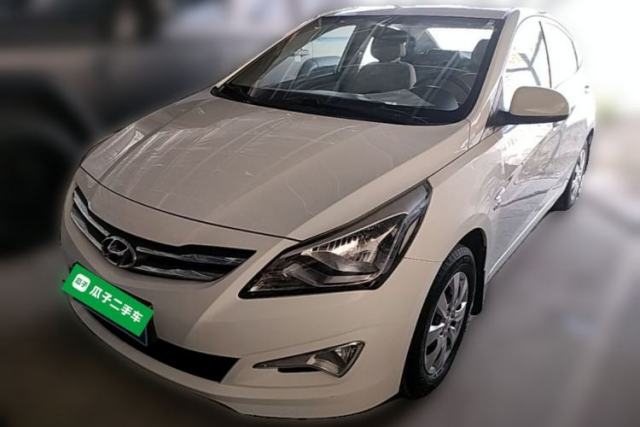Used Hyundai Verna (older generation) 2014 1.4L Manual Smart GLS Trim