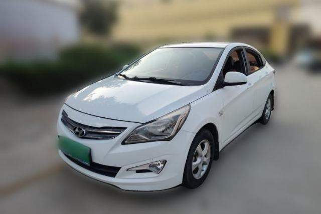 Used Hyundai Verna (older generation) 2014 1.4L Manual Smart GLS Trim