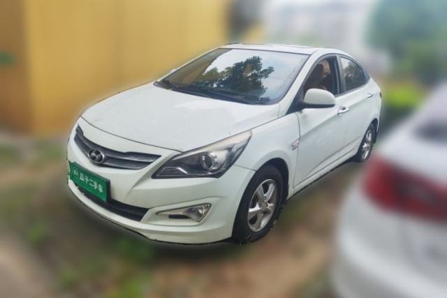 Used Hyundai Verna (older generation) 2014 1.4L Automatic Leading-Edge GLX