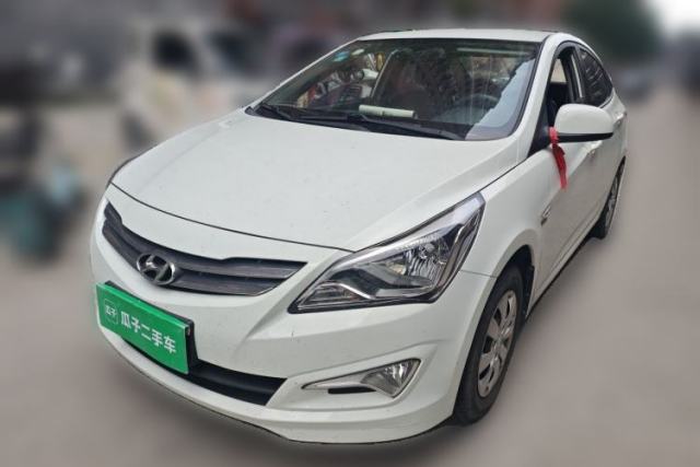 Used Hyundai Verna (older generation) 2014 1.4L Manual Smart GLS Trim