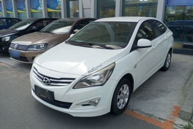 Used Hyundai Verna (older generation) 2014 1.4L Manual Smart GLS Trim