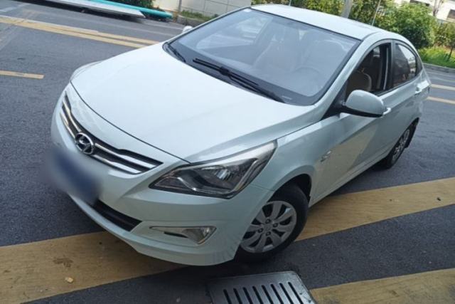 Used Hyundai Verna (older generation) 2014 1.4L Manual Smart GLS Trim