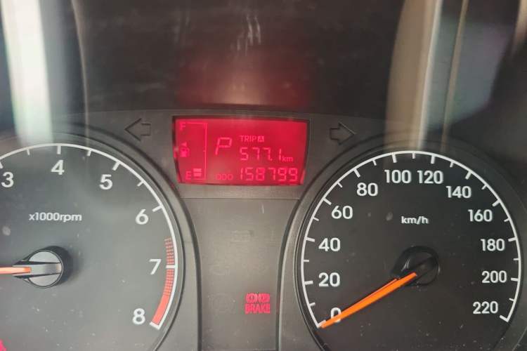 Used Hyundai Verna (older generation) 2014 1.4L Automatic Smart GLS Odometer Close Up
