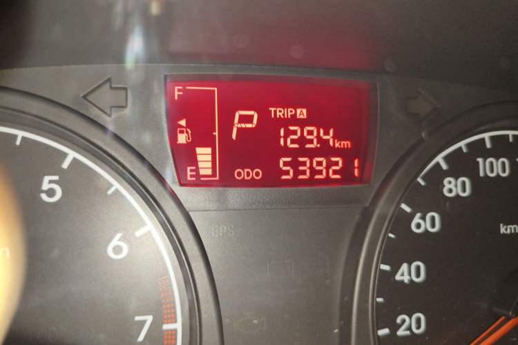 Used Hyundai Verna (older generation) 2014 1.4L Automatic Smart GLS Odometer Close Up