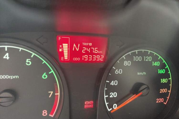 Used Hyundai Verna (older generation) 2014 1.4L Automatic Smart GLS Odometer Close Up
