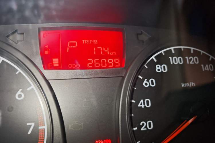 Used Hyundai Verna (older generation) 2014 1.4L Automatic Smart GLS Odometer Close Up