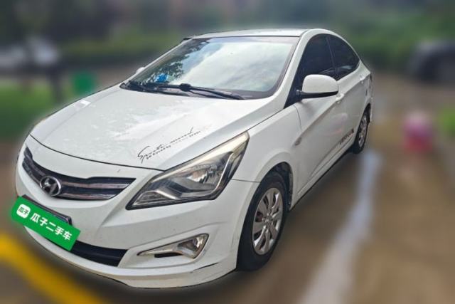 Used Hyundai Verna (older generation) 2014 1.4L Manual Smart GLS Trim