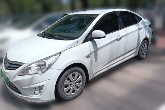 Used Hyundai Verna (older generation) 2014 1.4L Manual Smart GLS Trim