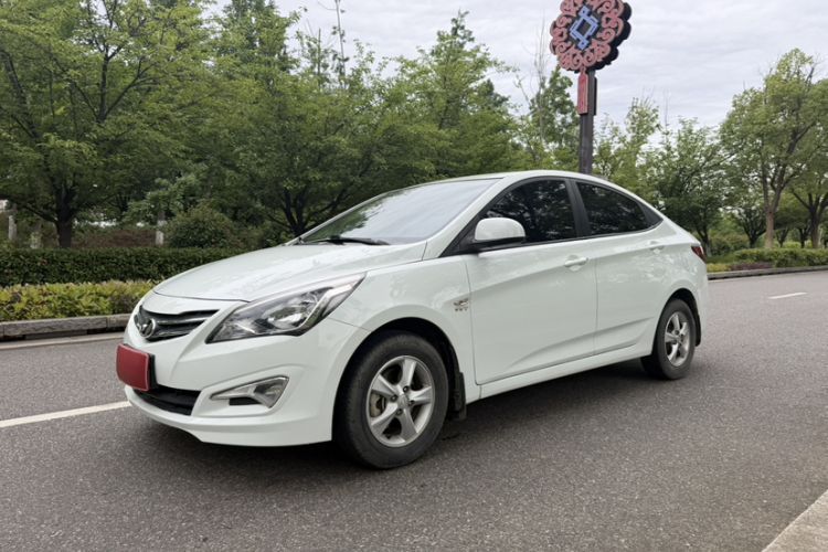Used Hyundai Verna (older generation) 2014 1.4L Manual Smart GLS Trim Guazi used car, China used car export, Used car for sale, Used cars, Cheapest cars for sale